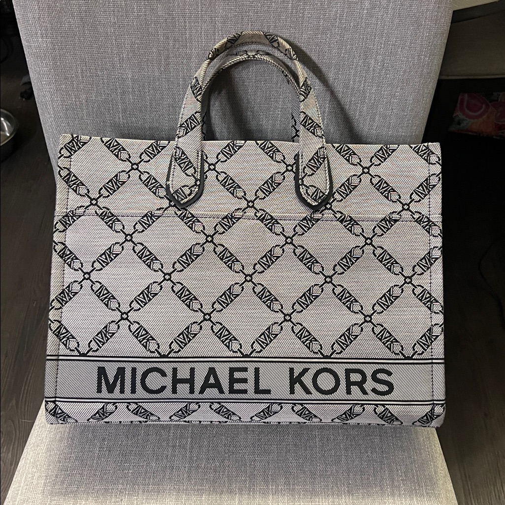 Michael Michael Kors Empire Gigi Logo East West Messenger Bag Gray Black Tote